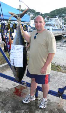 yellowfin tuna caught on Yes Aye True Blue Sportfishing